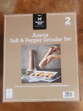 Member's Mark Acacia Salt & Pepper Grinder Set - Natural Wood